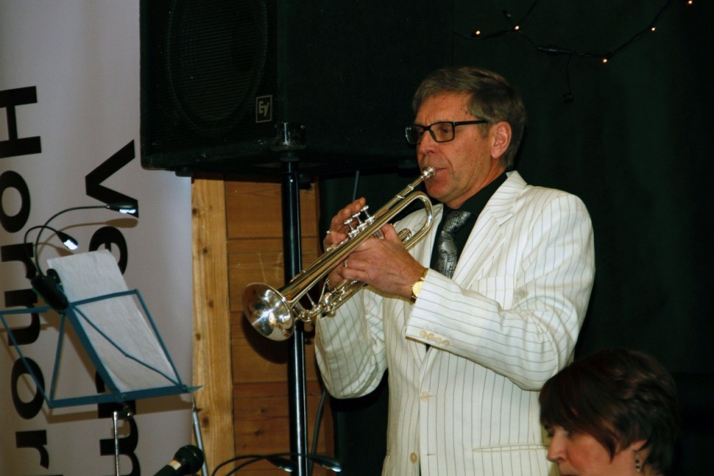 John Salberg, rutinert og dyktig trompetist som spilte solo på sangen "Crazy"