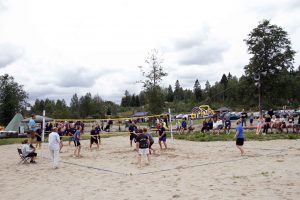 Innledende runde i volleyballturneringen. Foto Astri Kløvstad